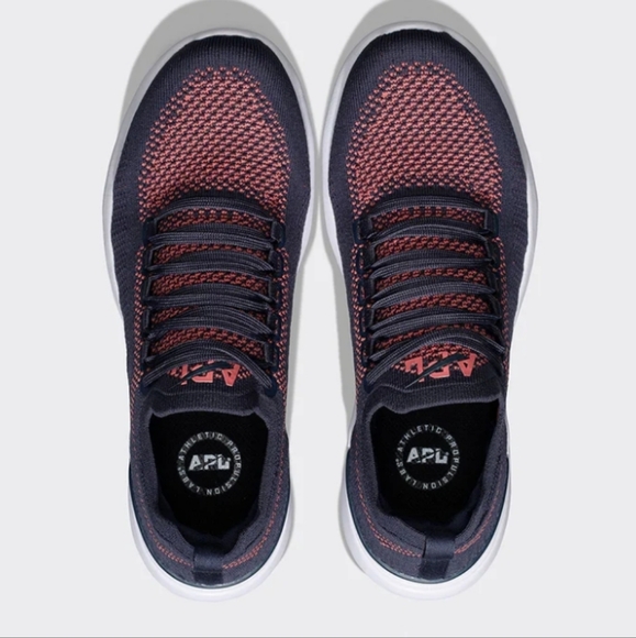 APL- Techloom Sneakers NIB - Picture 2 of 3